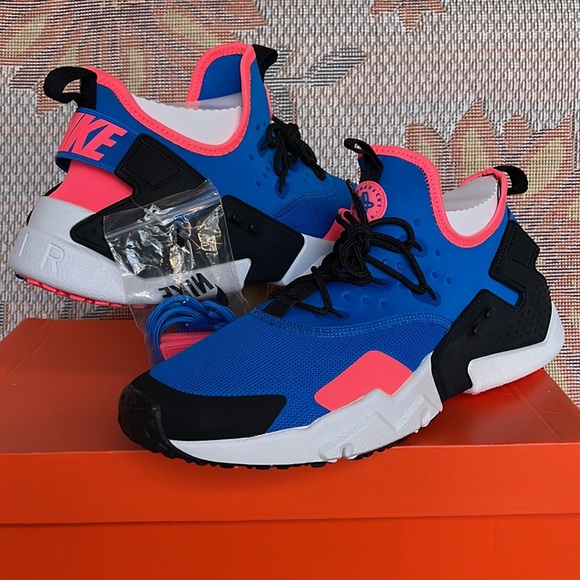 NIKE Men’s AIR HUARACHE DRIFT
BLUE NEBULA/BLACK
AH7334 403 Sneakers Athletic - Picture 9 of 16